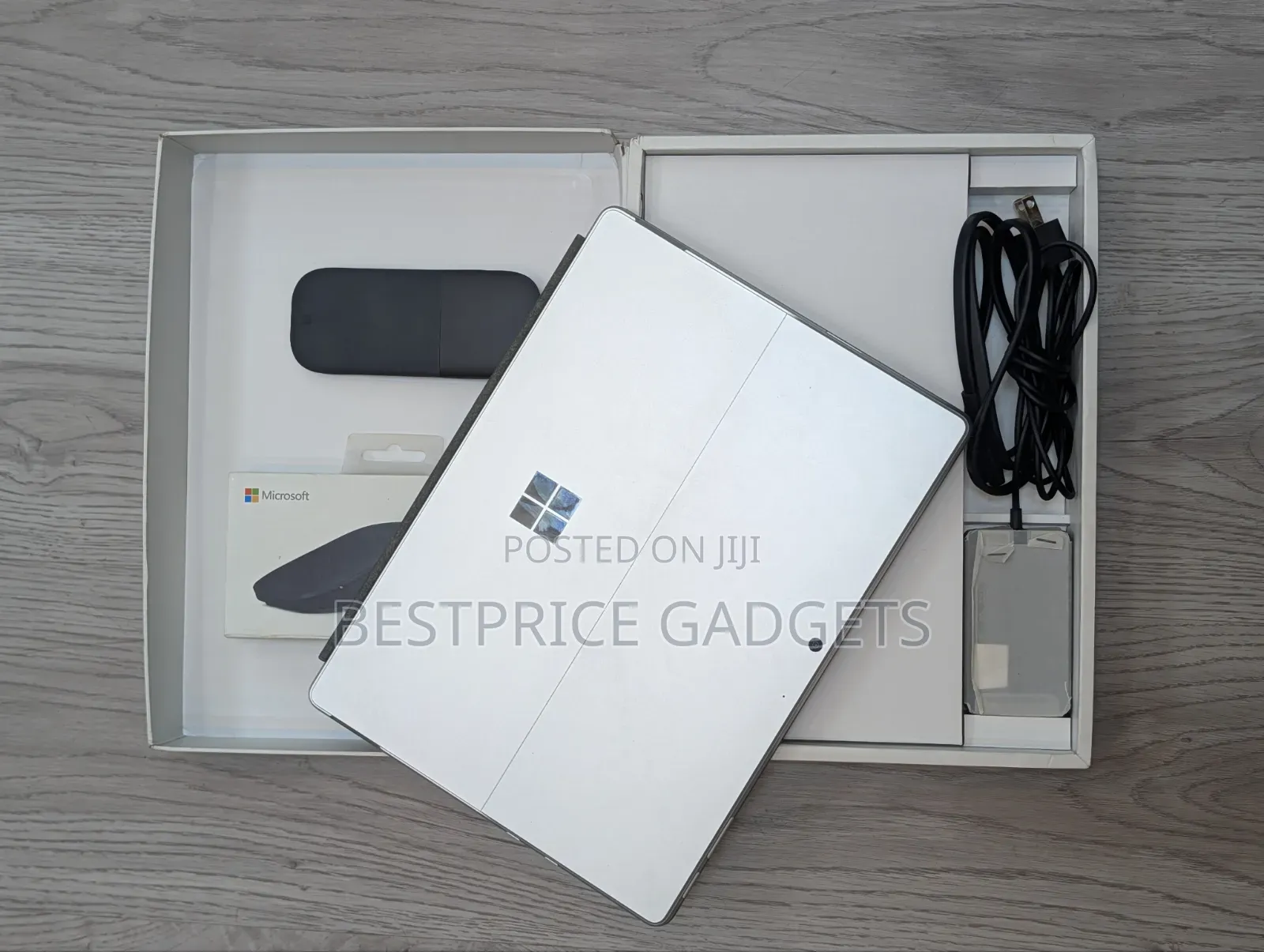 Laptop Microsoft Surface Pro 11th Edition, a Copilot+ PC 16GB SSD 1T