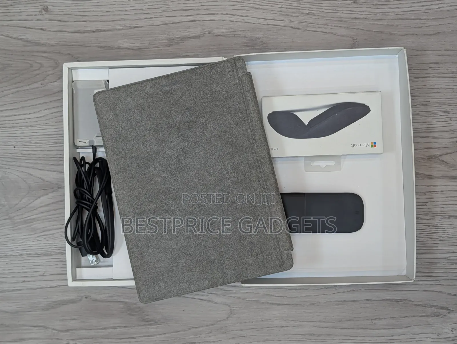 Laptop Microsoft Surface Pro 11th Edition, a Copilot+ PC 16GB SSD 1T