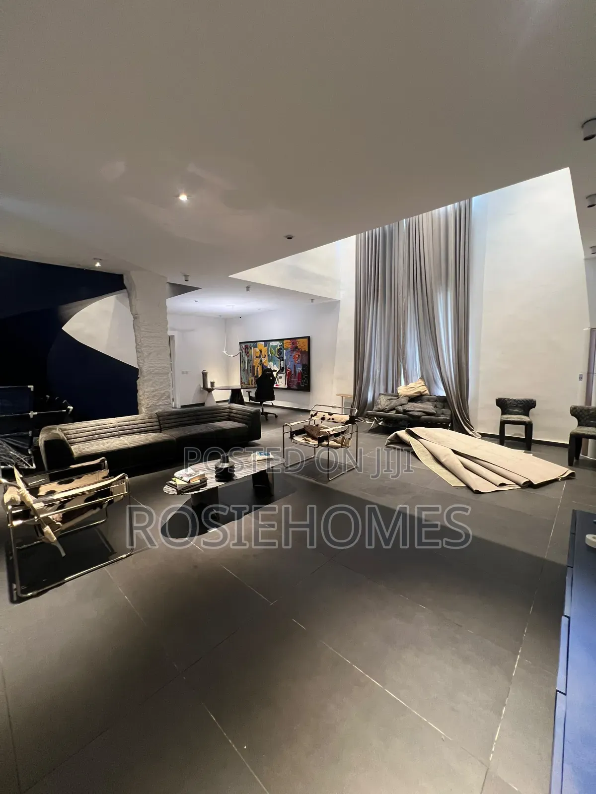 4bdrm Duplex in Lekki for rent