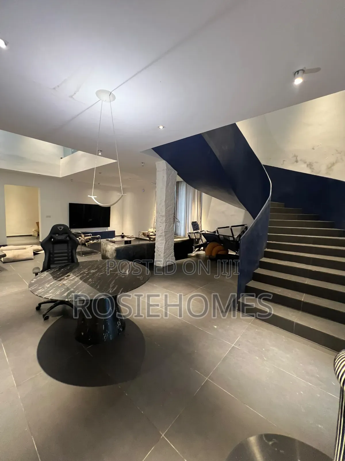 4bdrm Duplex in Lekki for rent