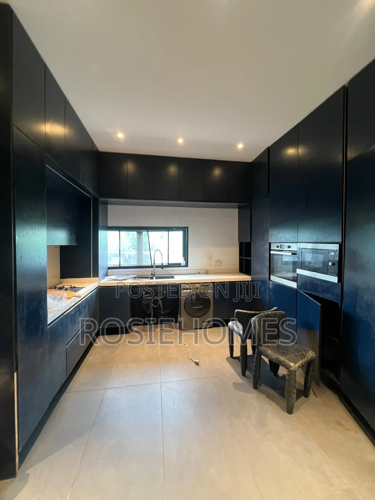 4bdrm Duplex in Lekki for rent