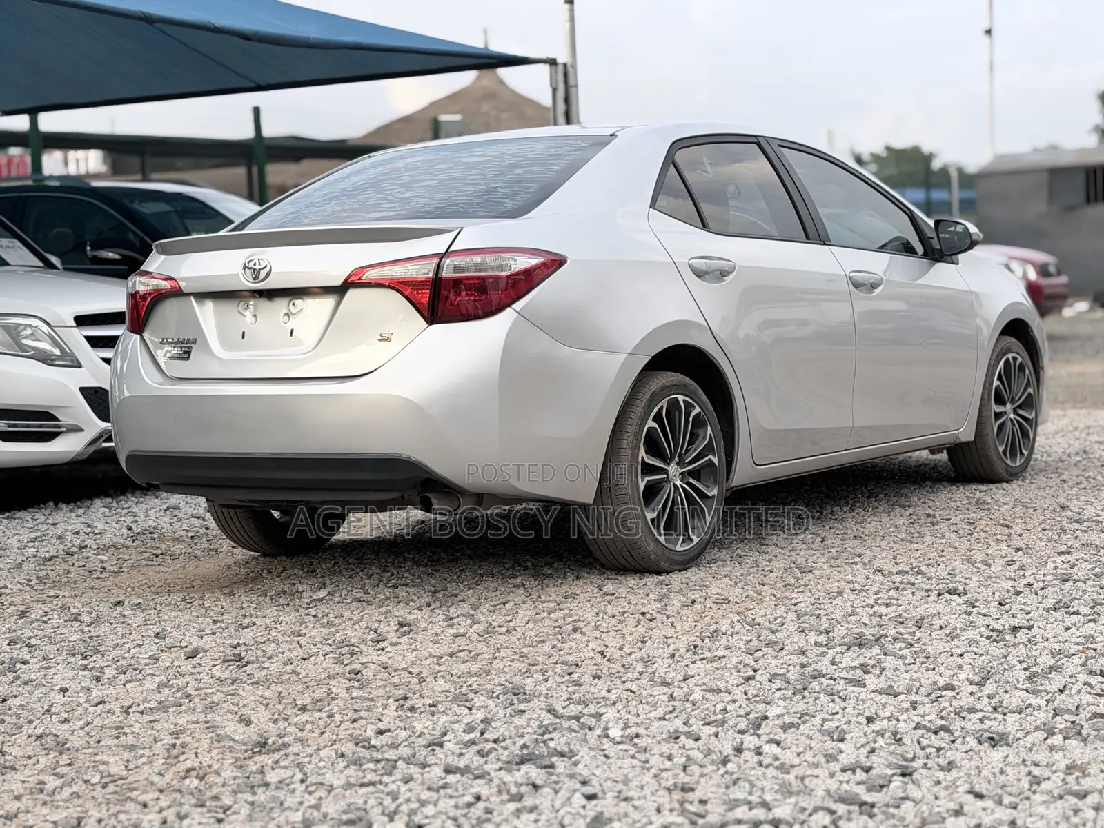 Toyota Corolla S 4dr Sedan (1.8L 4cyl CVT) 2015 Silver