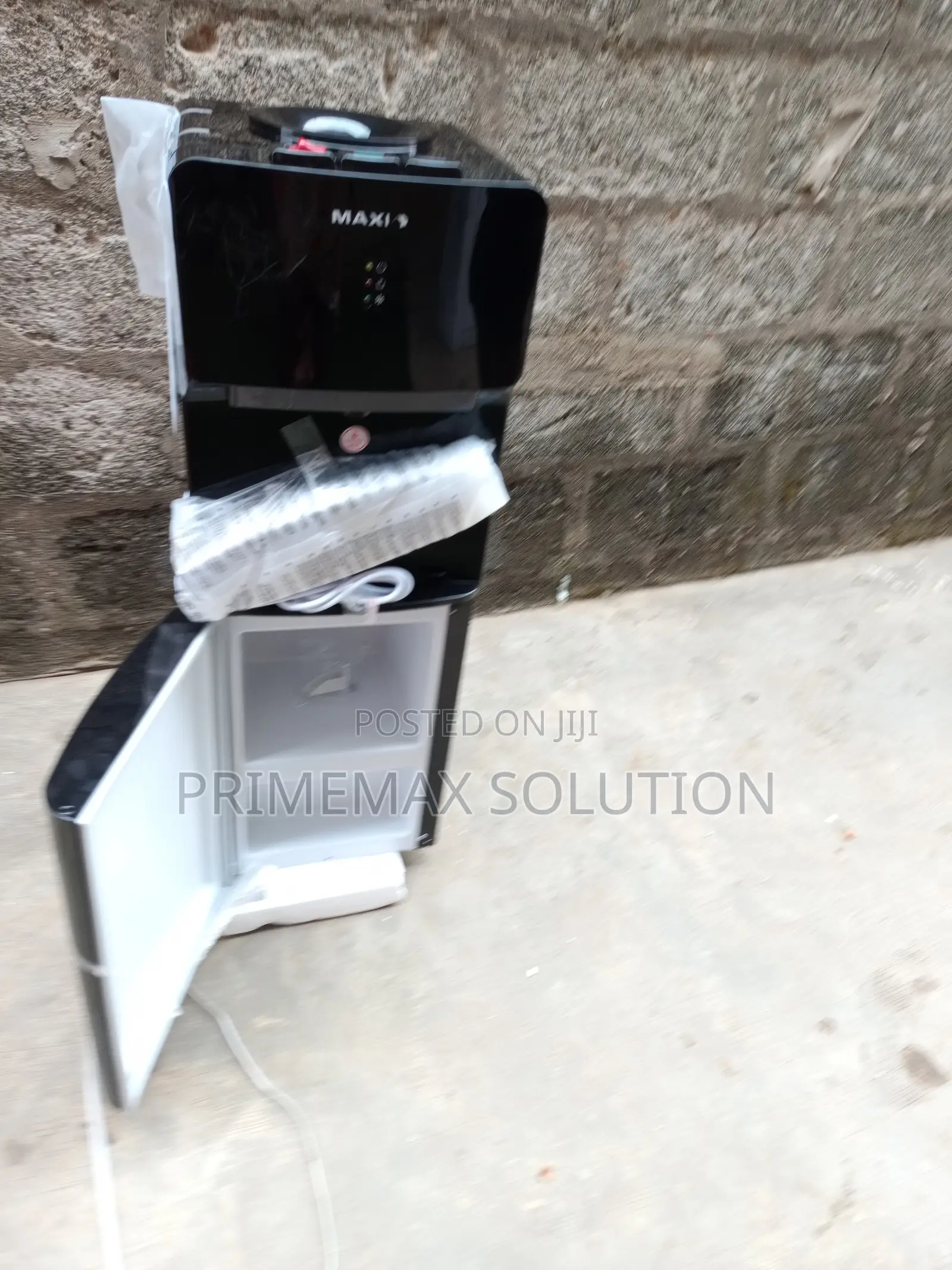 Maxi YL 1663s-W Dispenser– Instant Water, Anytime You Need It