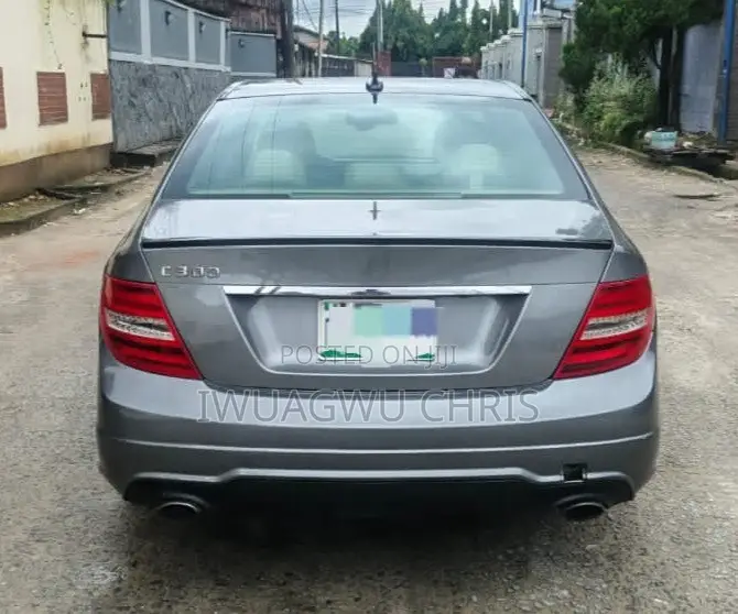 Mercedes-Benz C300 2013 Gray