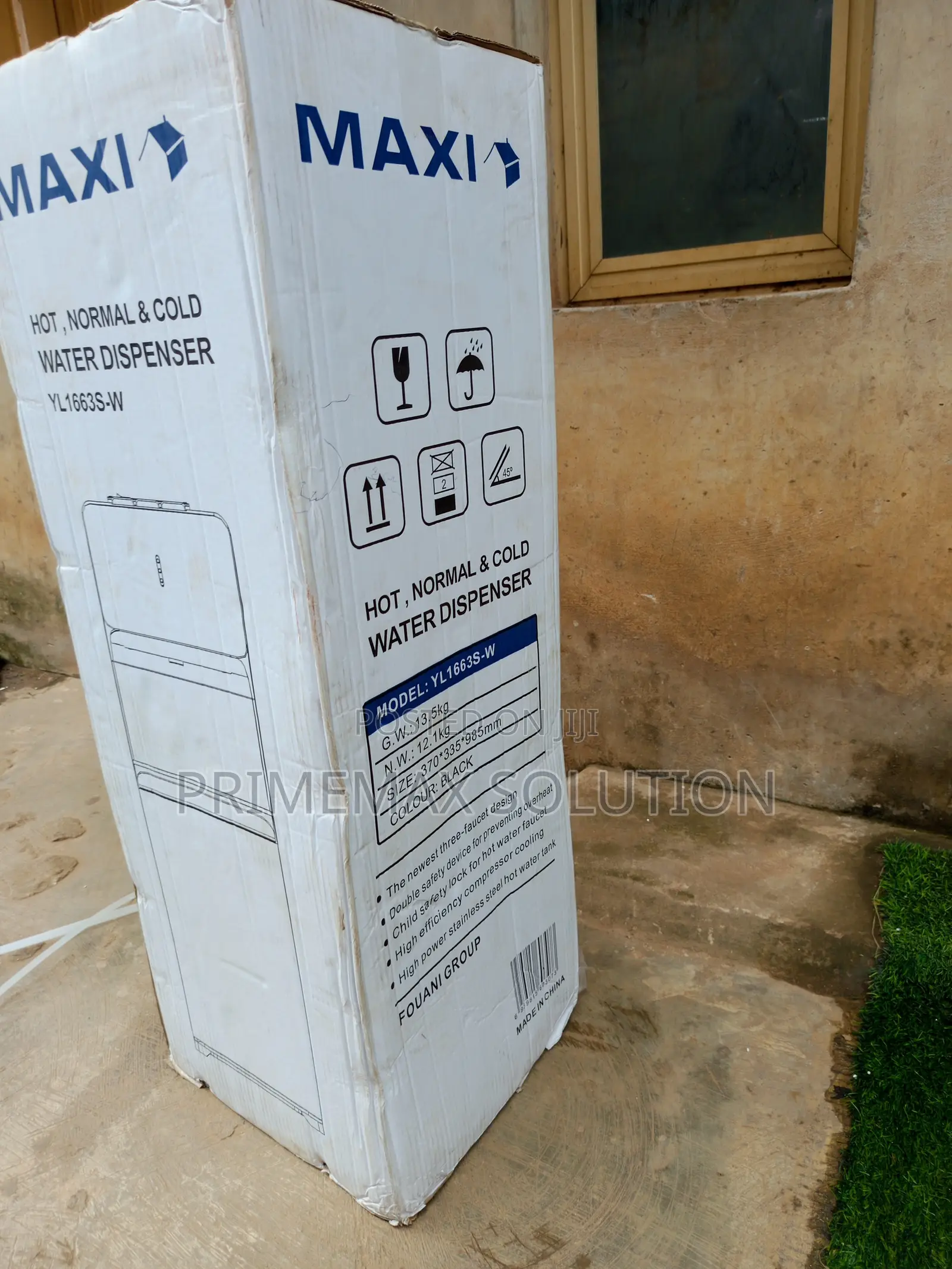 Maxi 1663s-W: The Reliable Water Dispenser for Busy Lives