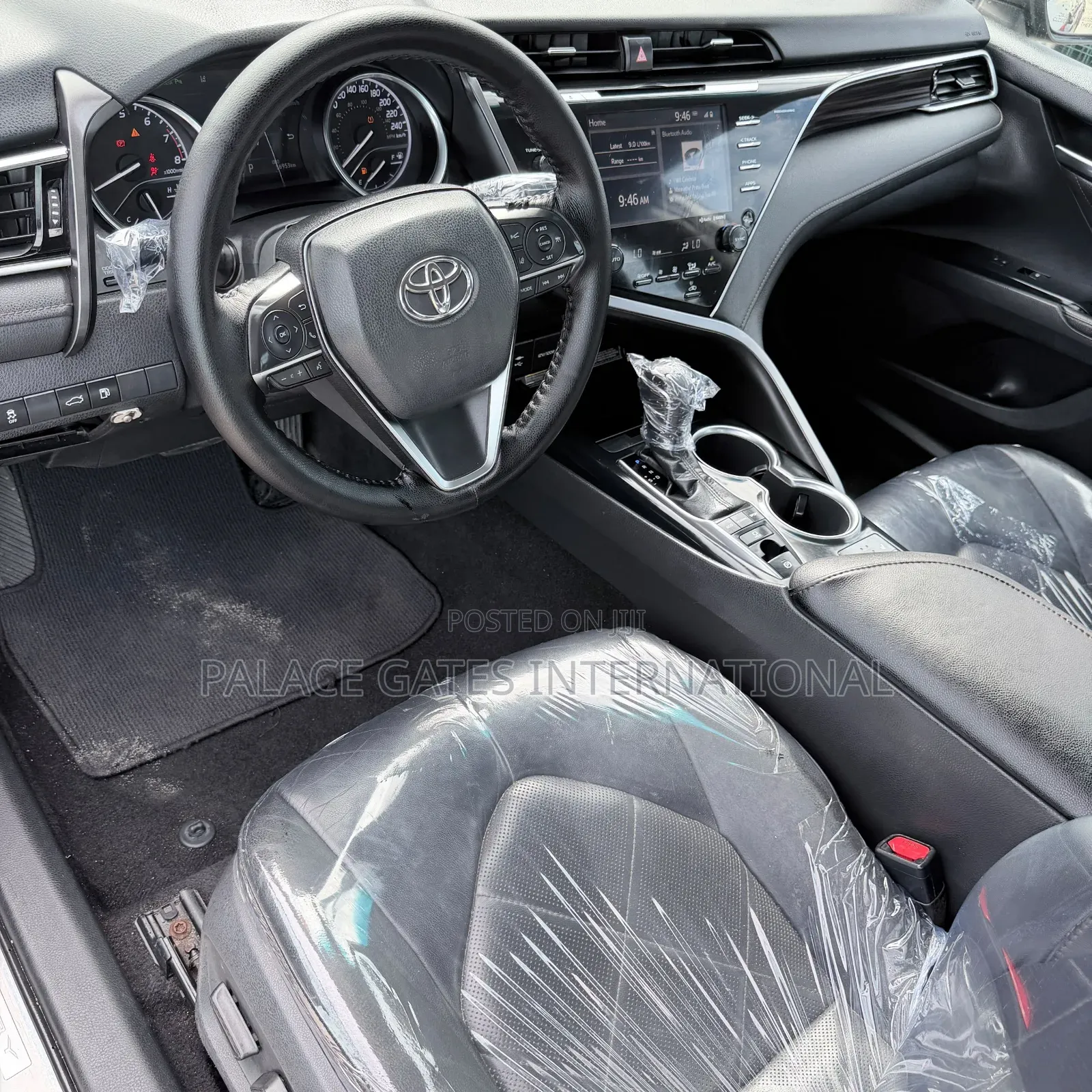 Toyota Camry XLE FWD (2.5L 4cyl 8AM) 2018 Gray