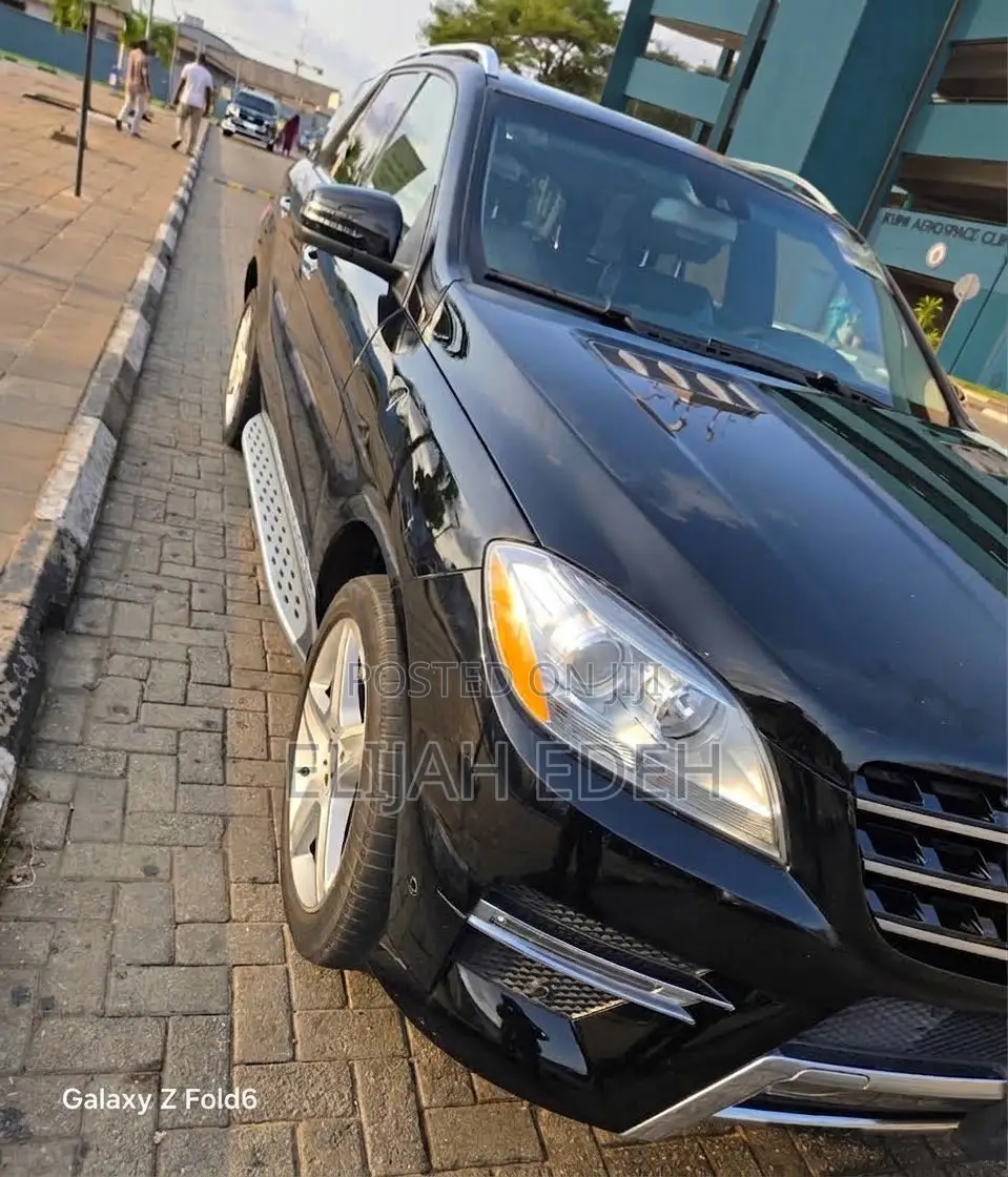 Mercedes-Benz M Class ML 550 4Matic 2013 Black