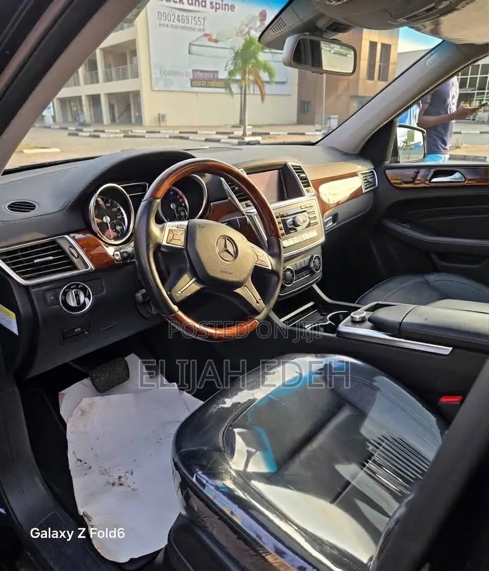 Mercedes-Benz M Class ML 550 4Matic 2013 Black