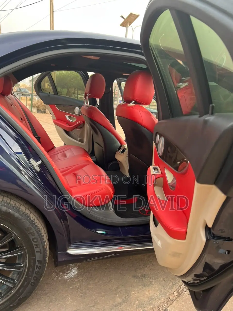 Mercedes-Benz C300 2015 Blue
