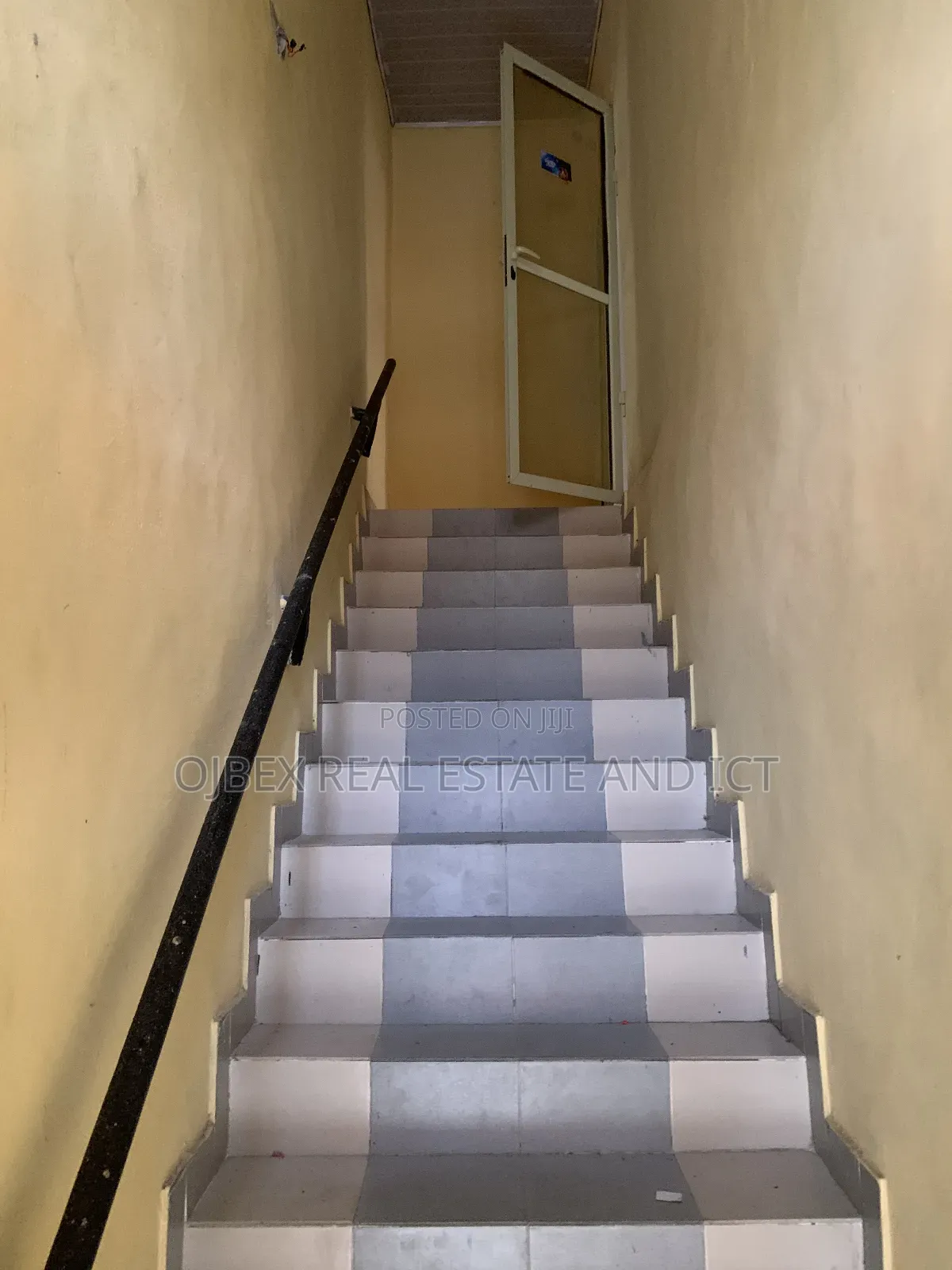Furnished 2bdrm Block of Flats in Abijo Gra, Ajah for rent