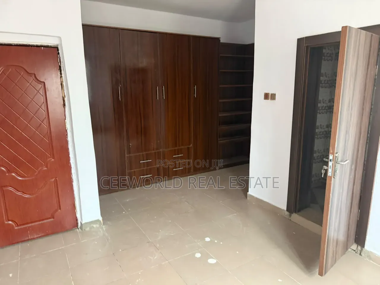 4bdrm Duplex in Jericho Gra for rent