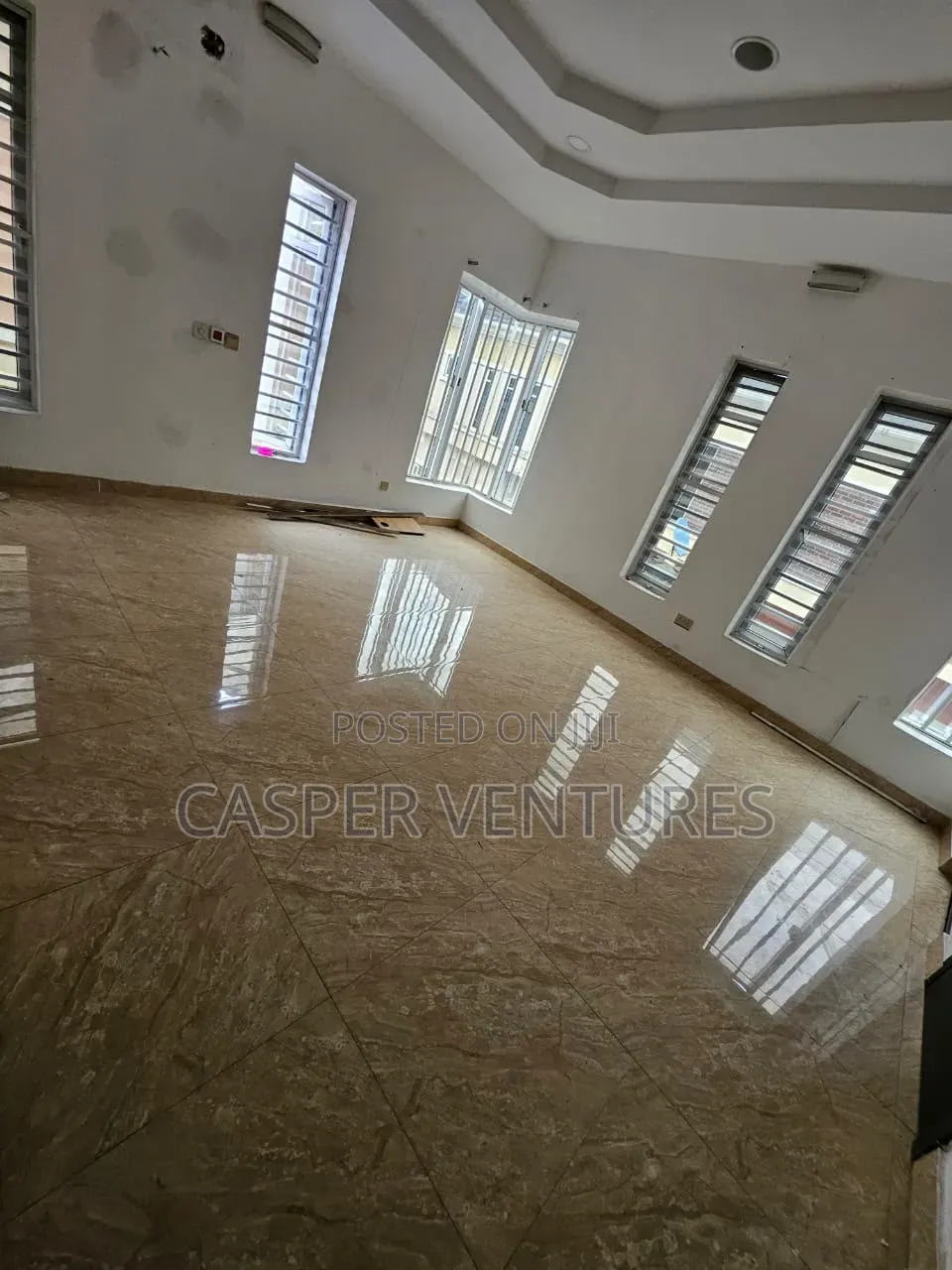 4bdrm Duplex in Osapa London, Lekki for rent