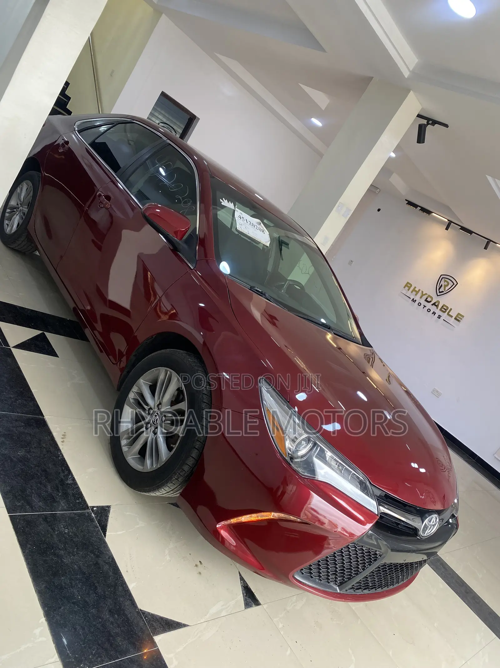 Toyota Camry SE 4dr Sedan (2.5L 4cyl 6A) 2016 Red