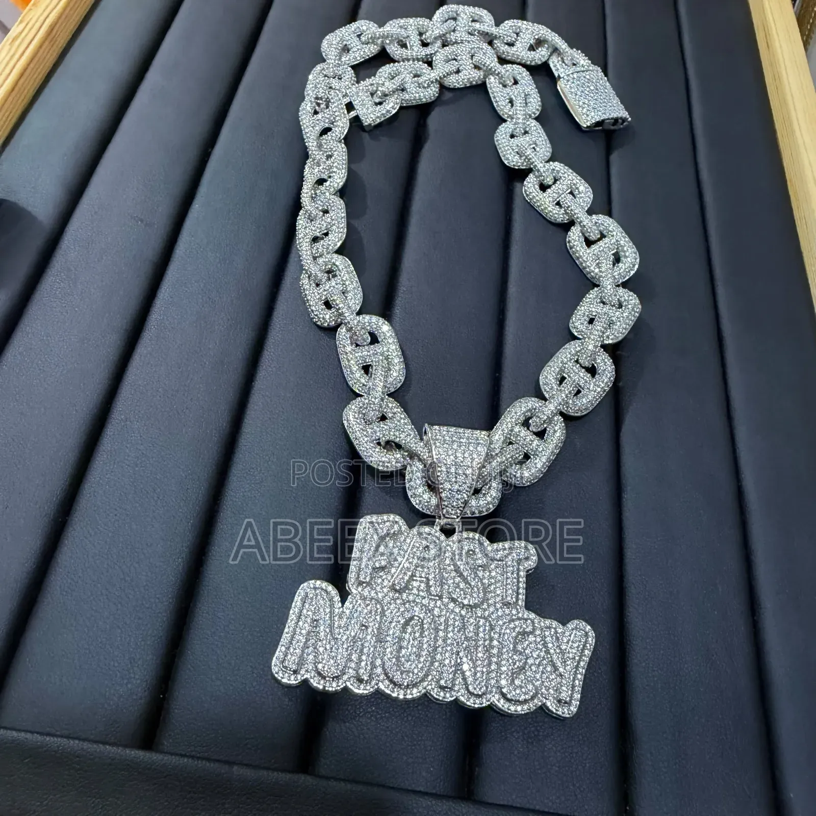 Non Tarnish Zirconia Iced Out Chain With Pendant