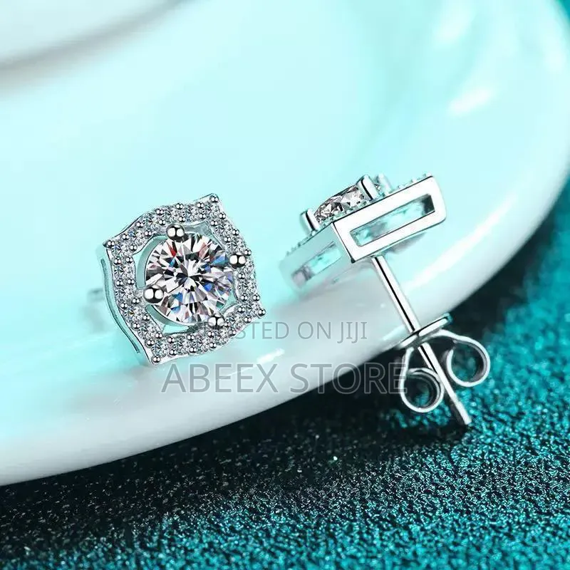 VVS Moissanite Earrings