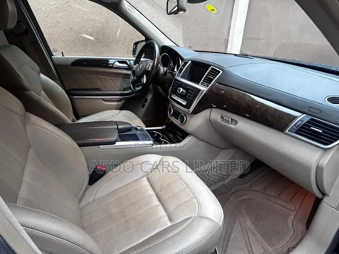 Mercedes-Benz GL-Class GL450 4MATIC 4dr SUV AWD (4.7L 8cyl Turbo 7A)