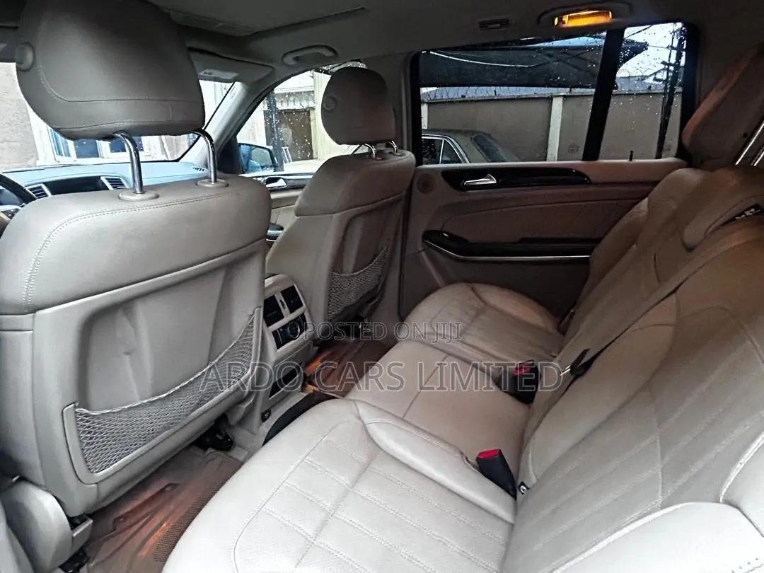 Mercedes-Benz GL-Class GL450 4MATIC 4dr SUV AWD (4.7L 8cyl Turbo 7A)