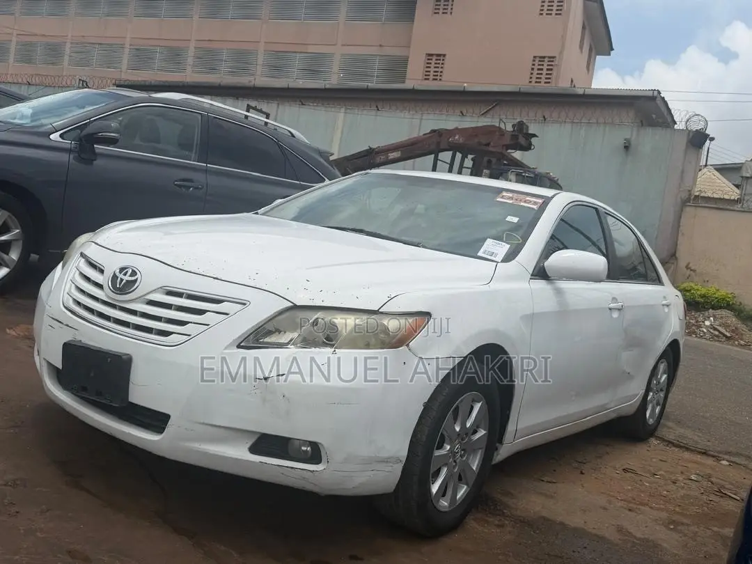 Toyota Camry 2008 White