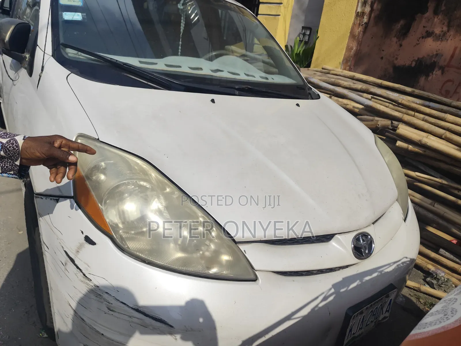 Toyota Sienna 2006 White