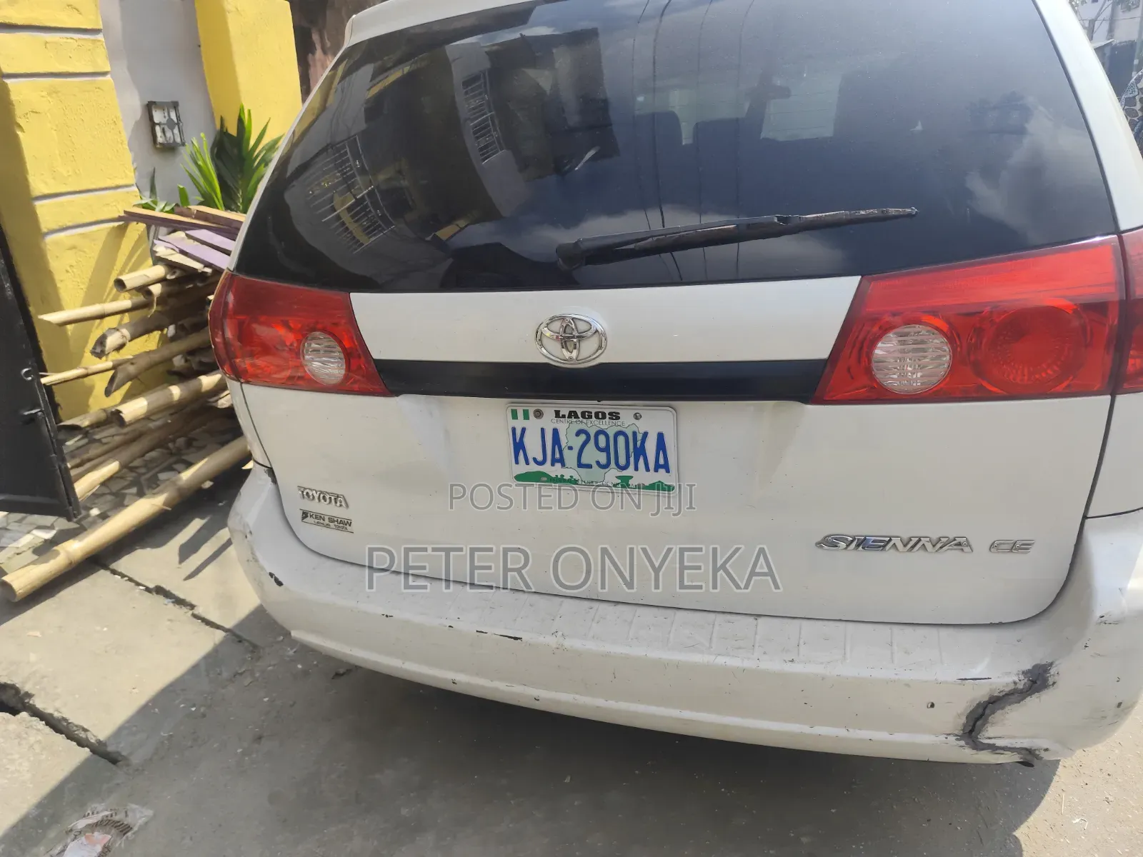 Toyota Sienna 2006 White