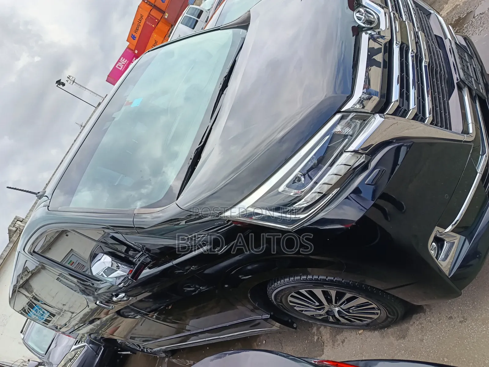Toyota Granvia 2021 Black