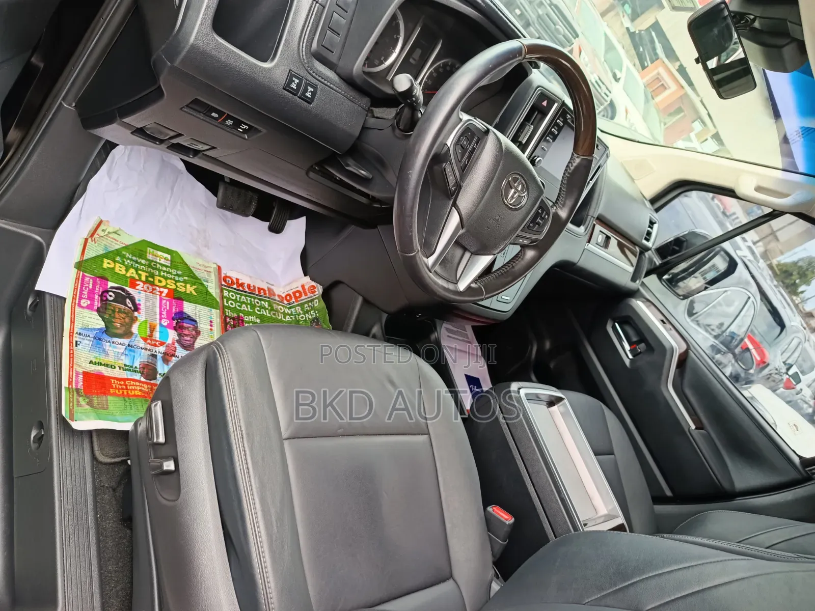 Toyota Granvia 2021 Black