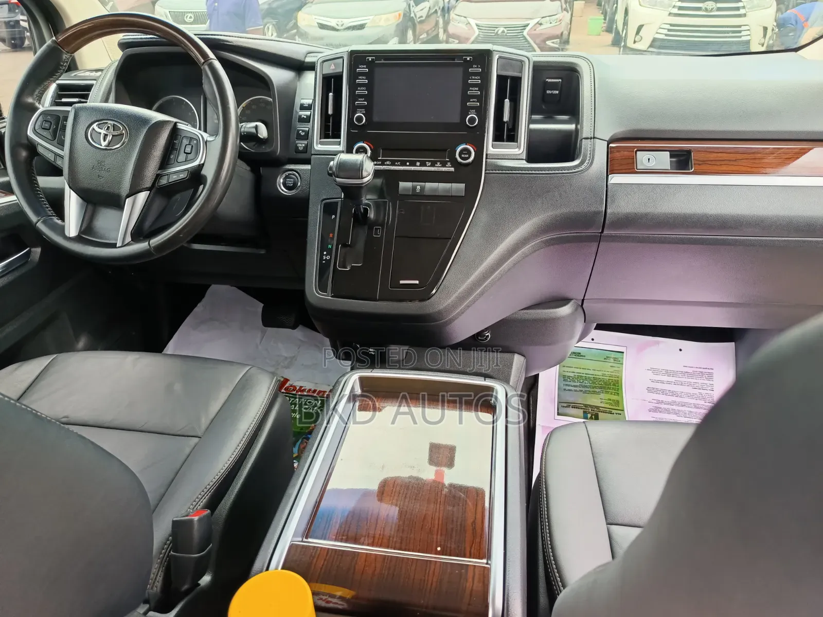 Toyota Granvia 2021 Black