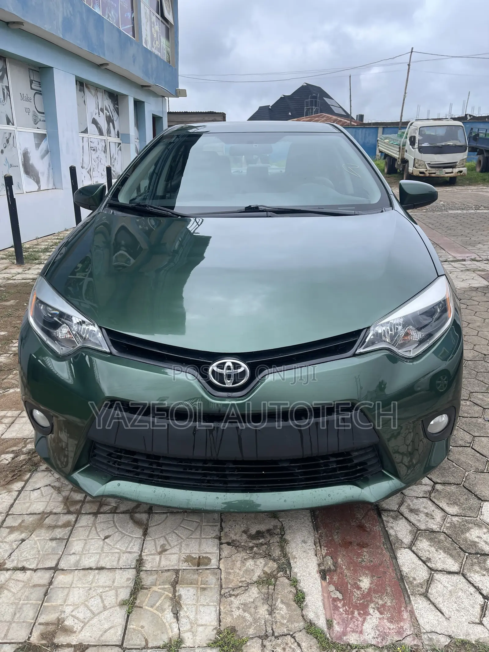 Toyota Corolla S Plus 4dr Sedan (1.8L 4cyl CVT) 2014 Green