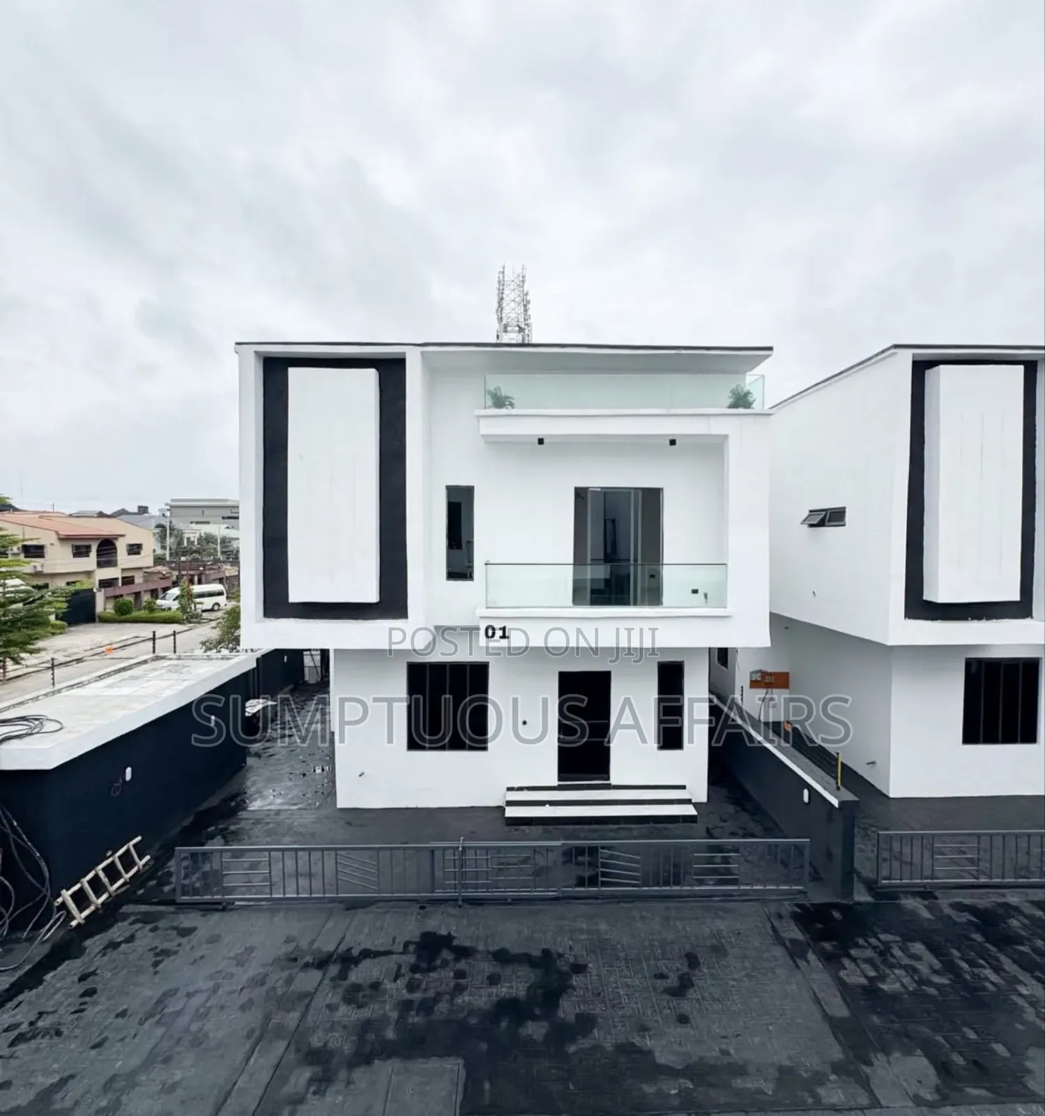 4bdrm Duplex in Idado Estate for sale
