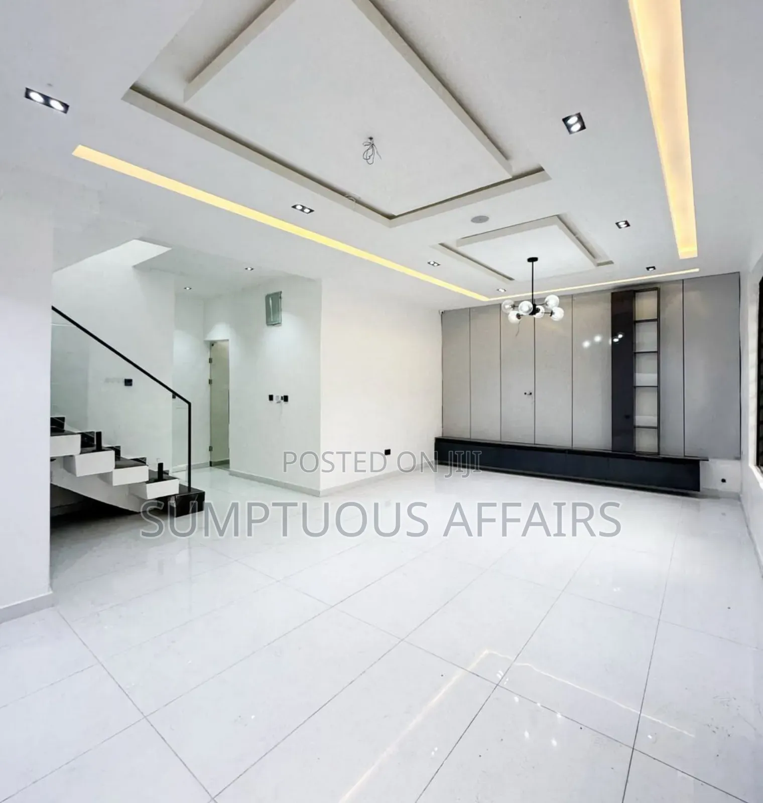 4bdrm Duplex in Idado Estate for sale