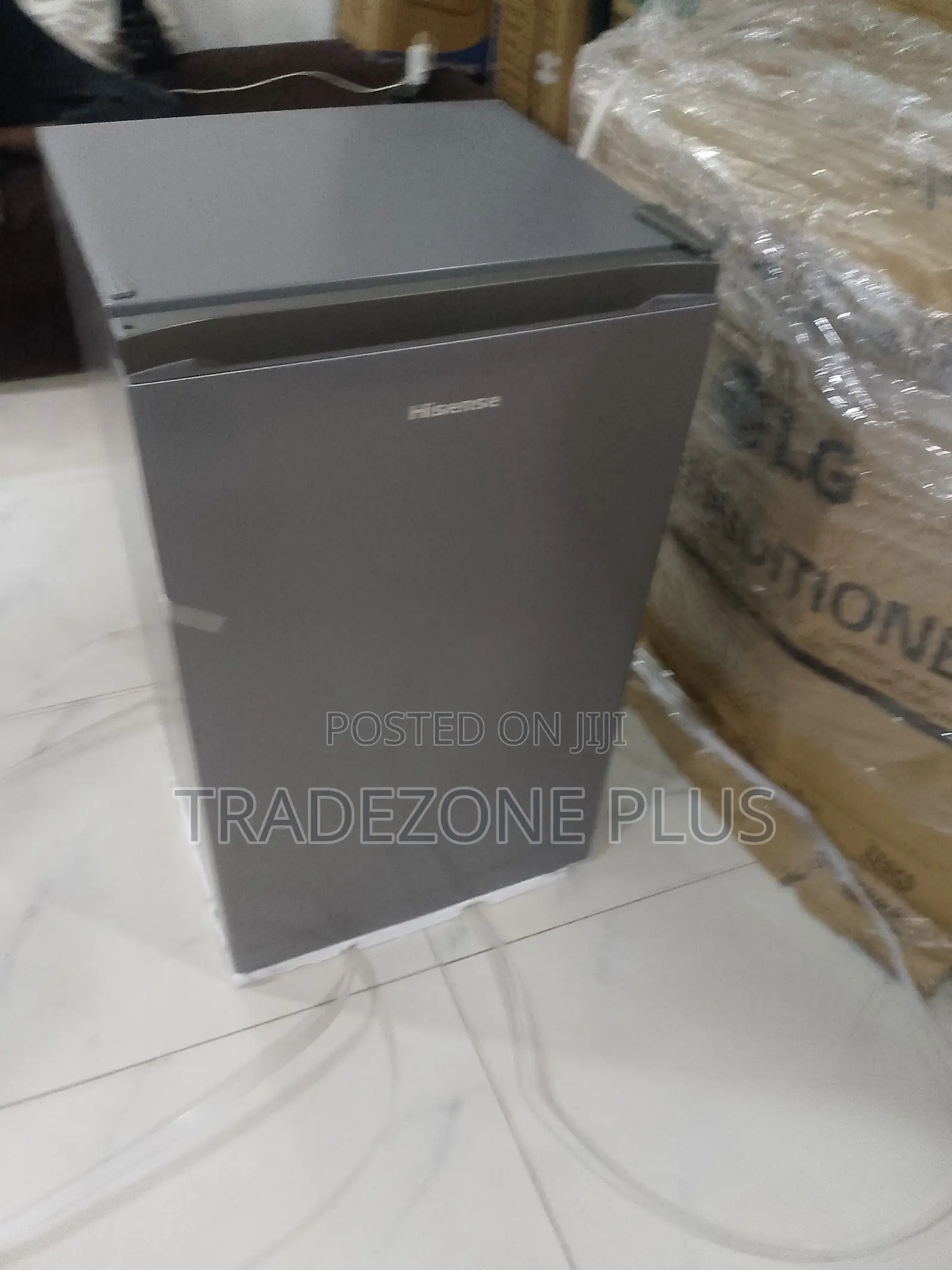 Hisense 90L Fridge – Compact Cooling for Everyday Needs