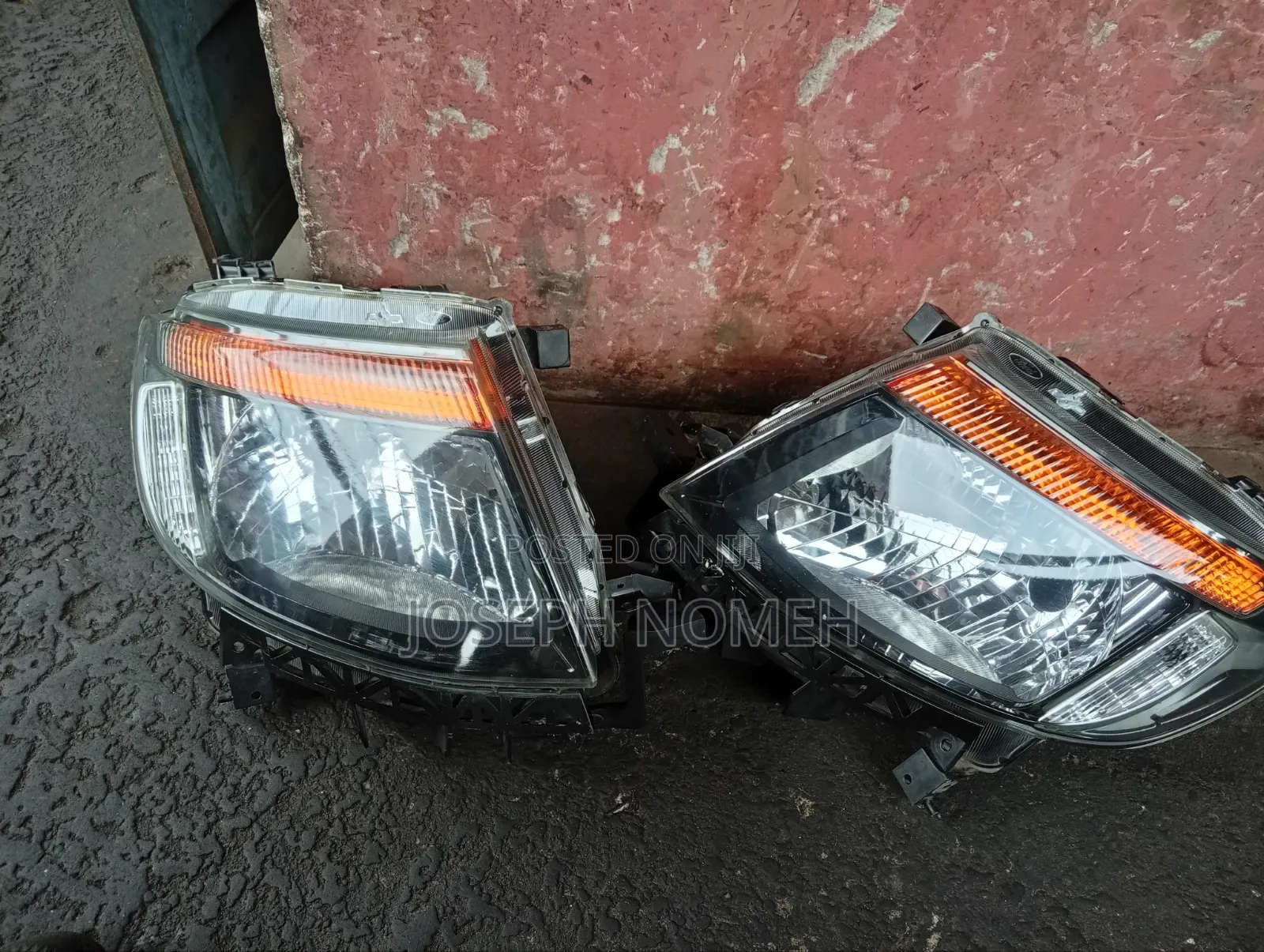 2012 Ford Ranger Headlight
