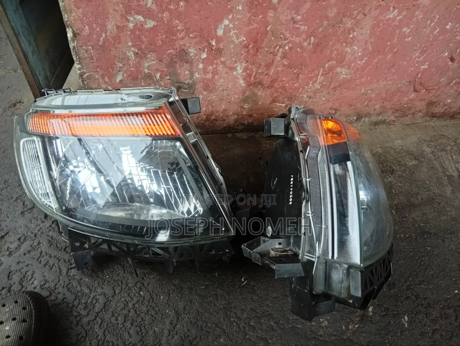 2012 Ford Ranger Headlight