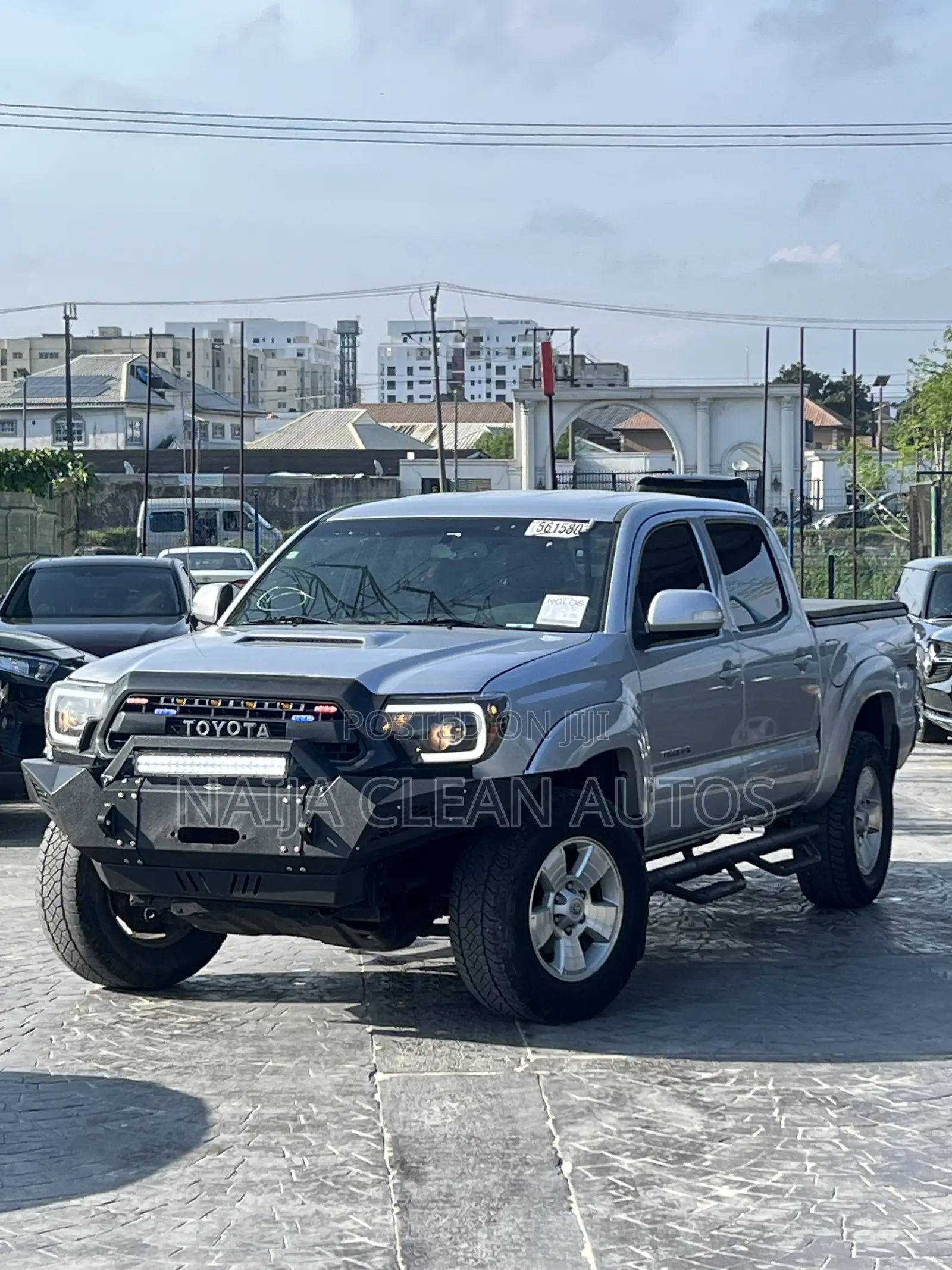 Toyota Tacoma Double Cab 4x4 4.0L V6 5-Speed Automatic 2013 Silver