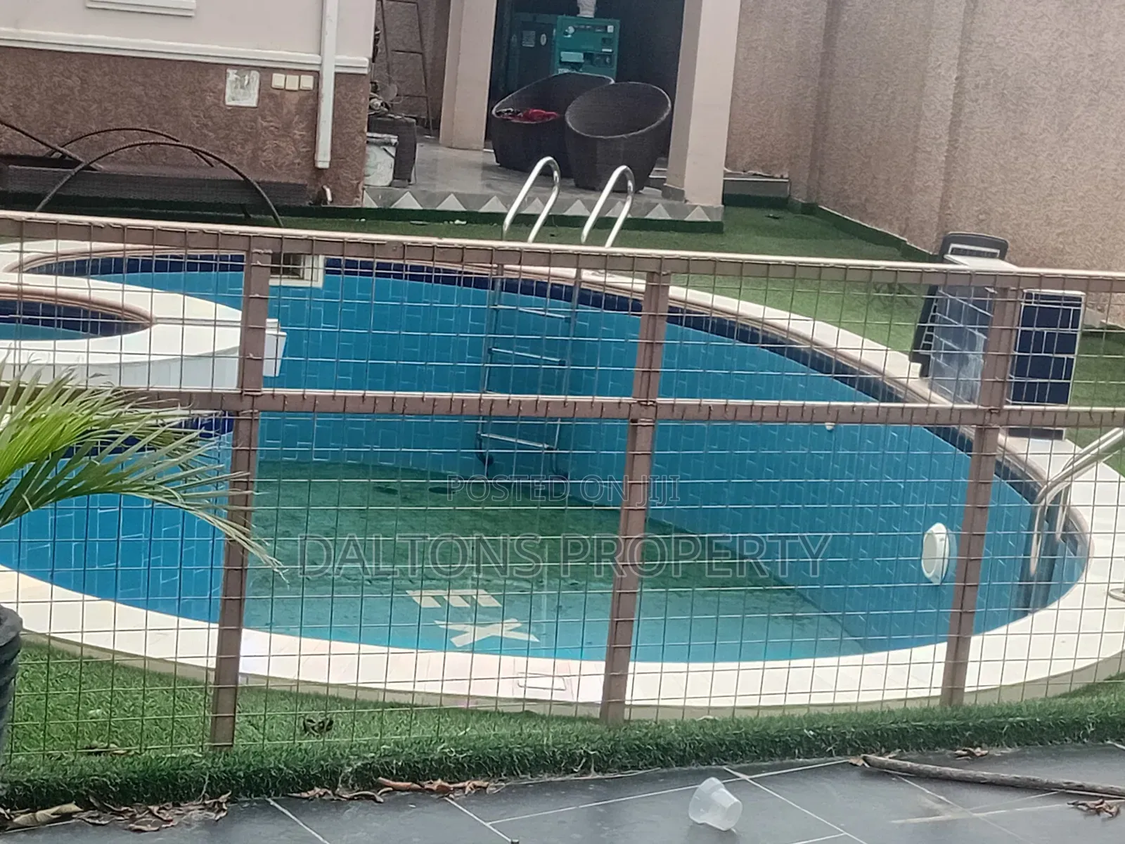 6bdrm Duplex in Elite Estate, Kuchigoro for sale