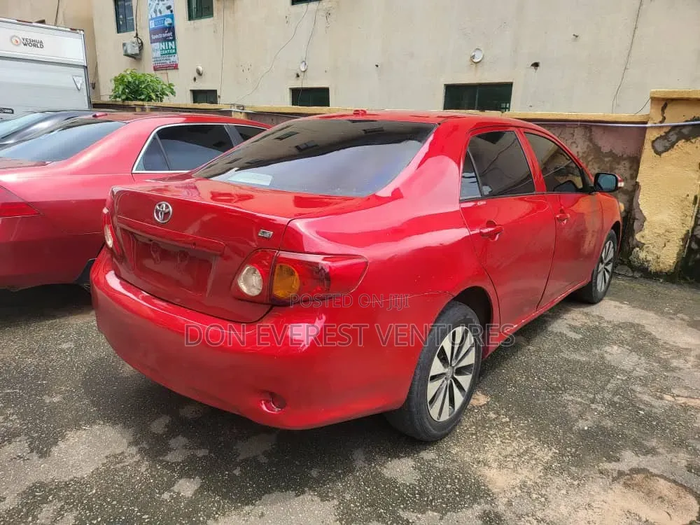 Toyota Corolla LE 4dr Sedan (1.8L 4cyl 4A) 2010 Red