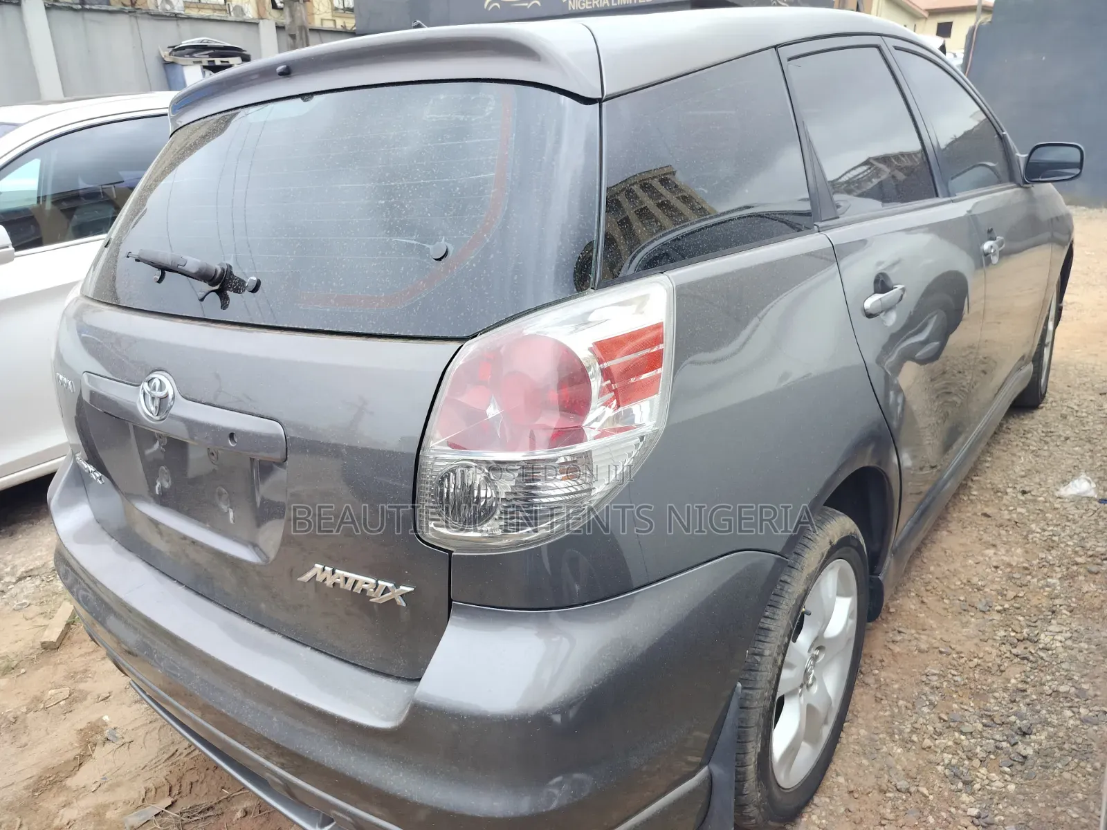 Toyota Matrix XR Hatchback AWD (1.8L 4cyl 4A) 2005 Gray