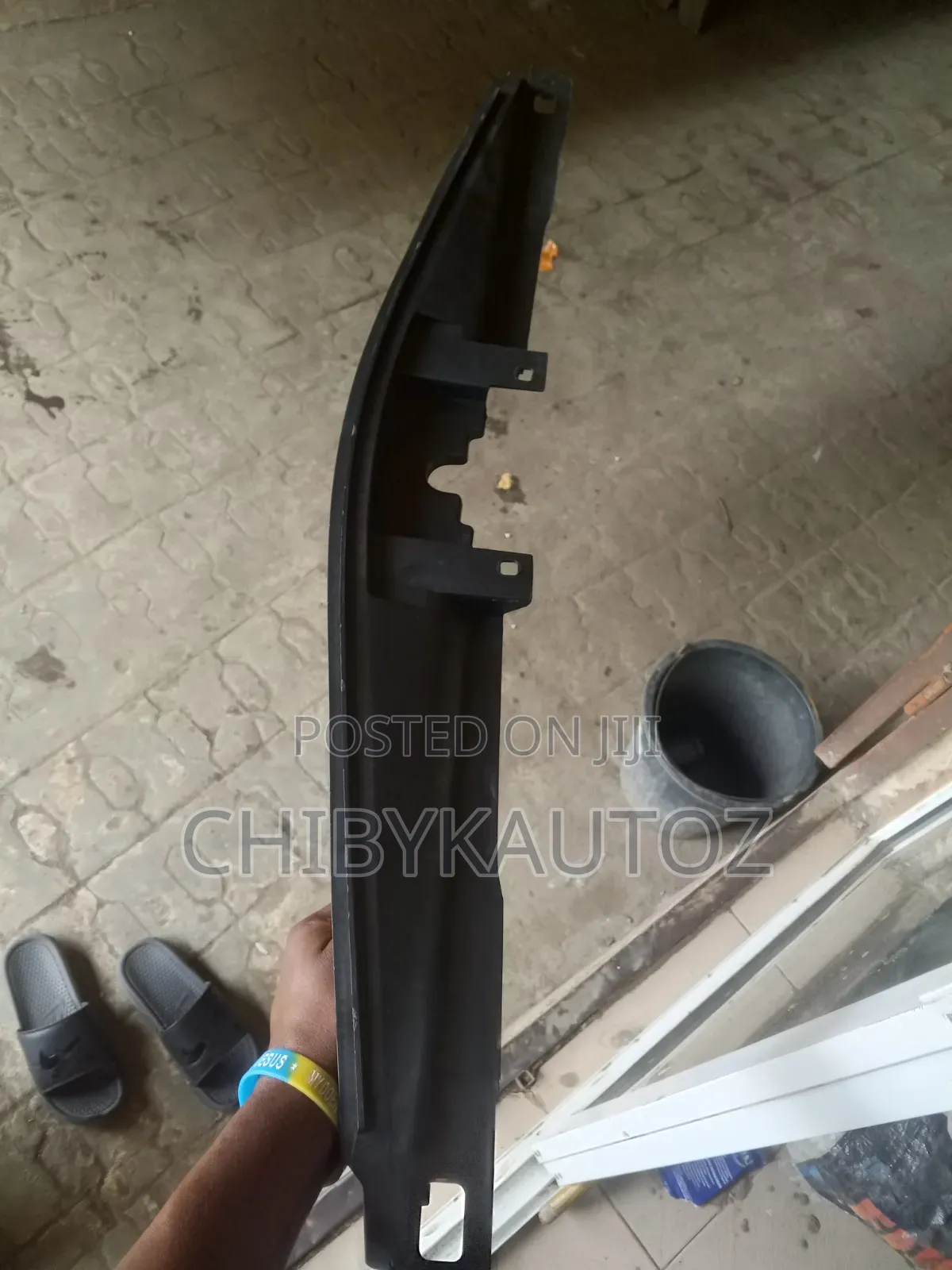 Front Bumper Hangar for GLE 2022