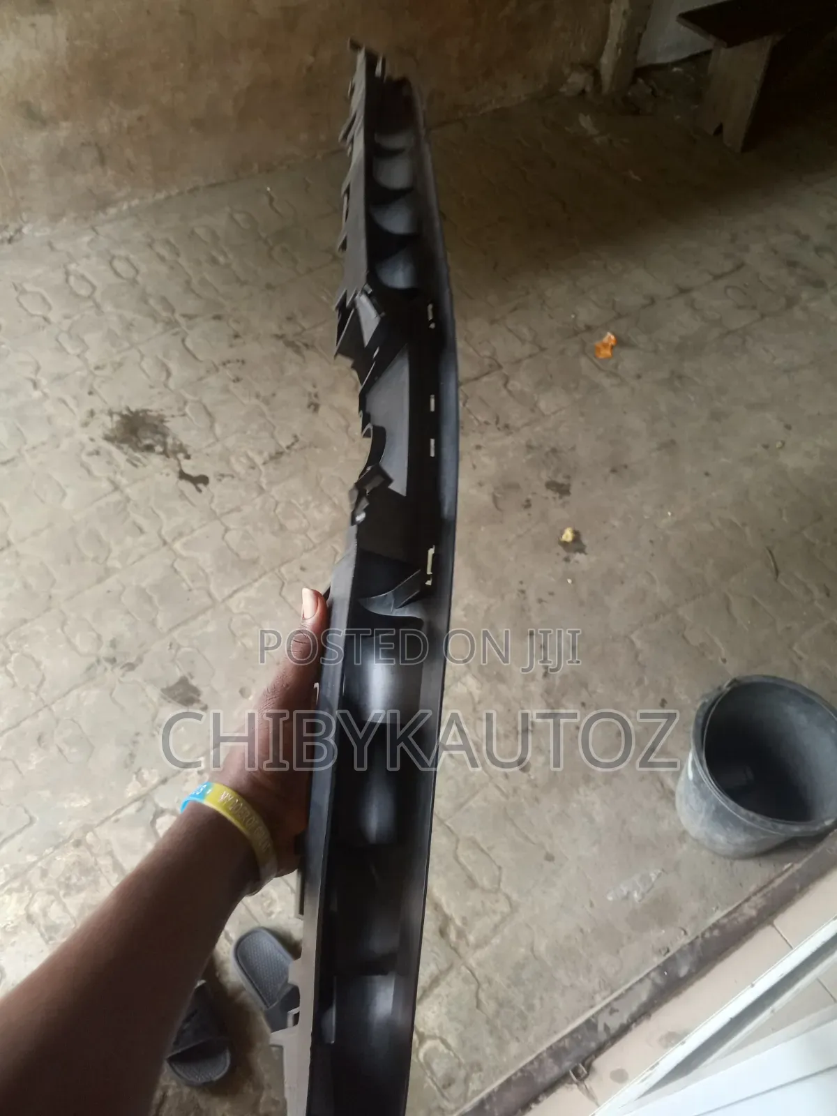 Front Bumper Hangar for GLE 2022