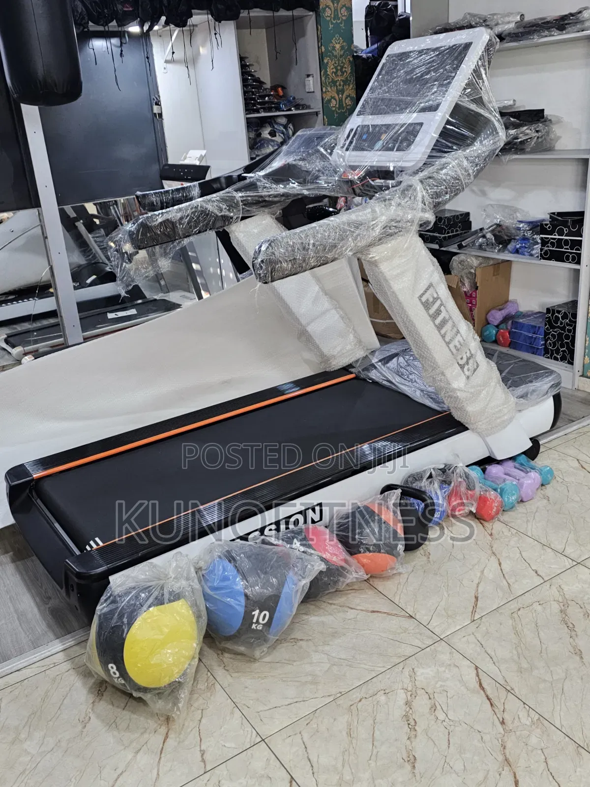 Commercial 6HP Treadmill 20km/H Speed ( 180kg User Weight )