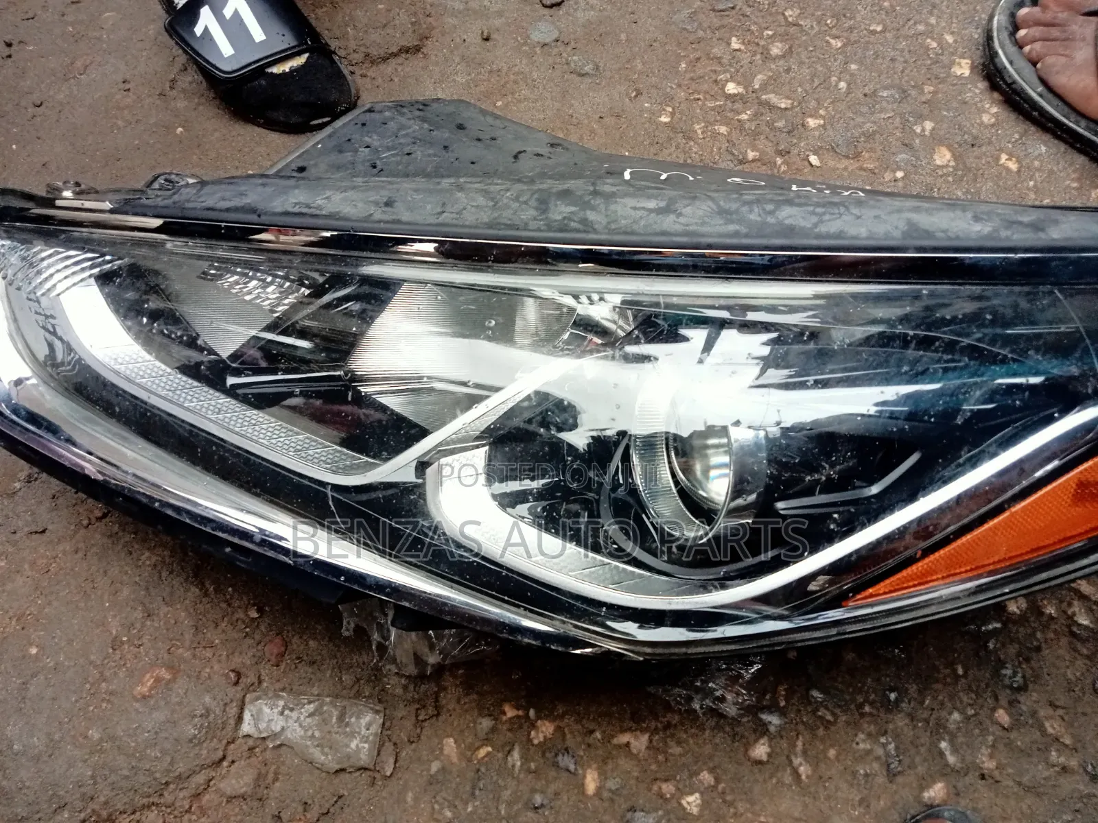 Hyundai Sonata 2018 Headlight Replacement