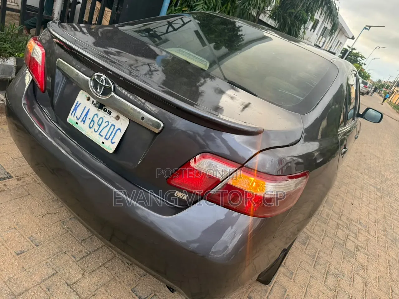 Toyota Camry LE 4dr Sedan (2.4L 4cyl 5A) 2007 Gray