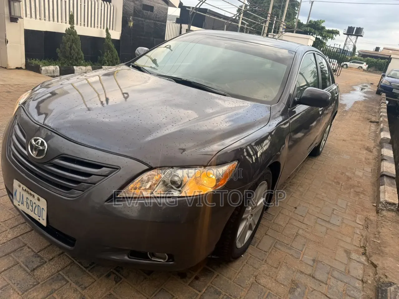 Toyota Camry LE 4dr Sedan (2.4L 4cyl 5A) 2007 Gray
