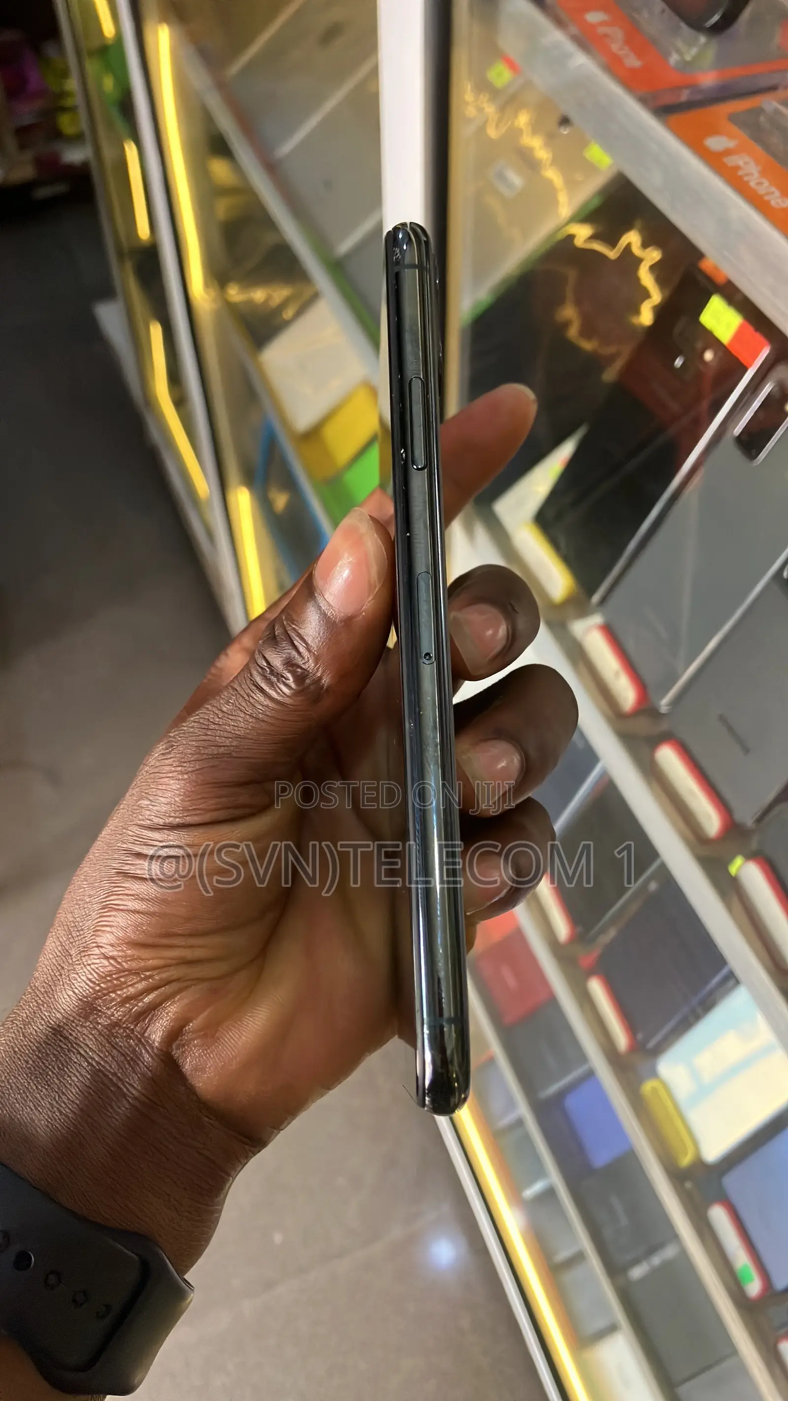 Apple iPhone 11 Pro Max 64 GB Green
