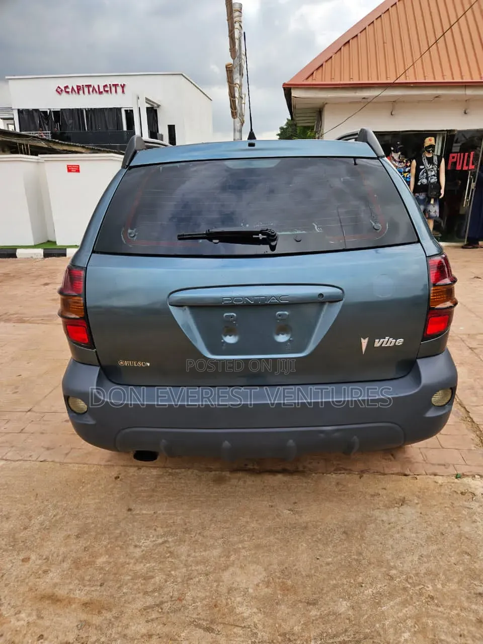 Pontiac Vibe 1.8L 2010 Gray