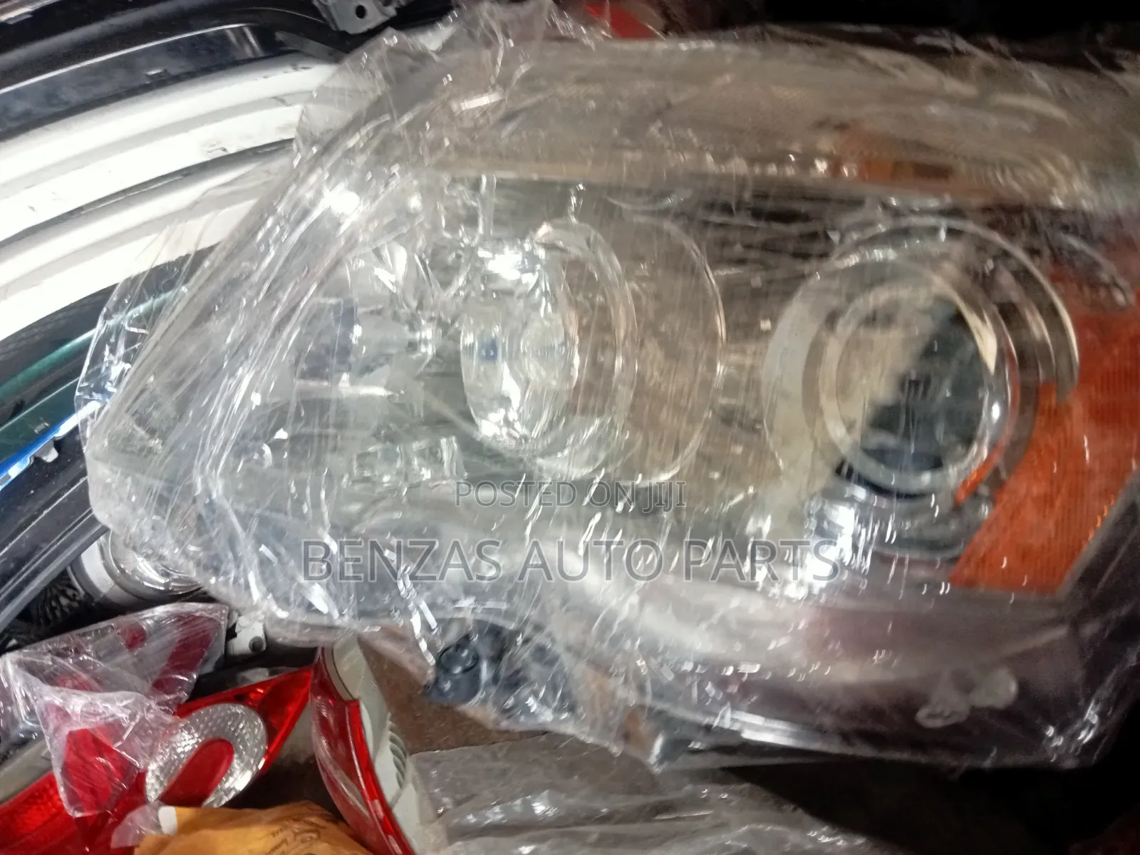 Toyota 4runer 2010 Headlight Replacement