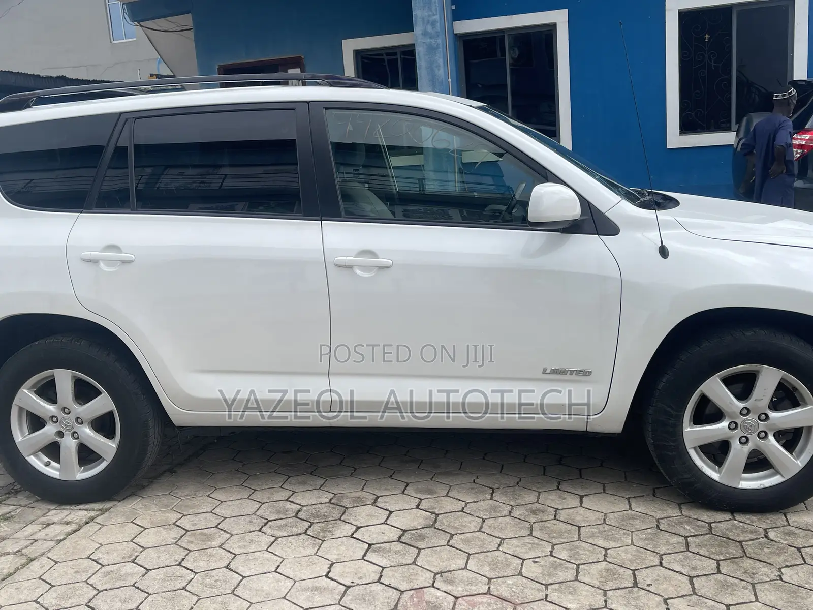 Toyota RAV4 Limited V6 4x4 2007 White