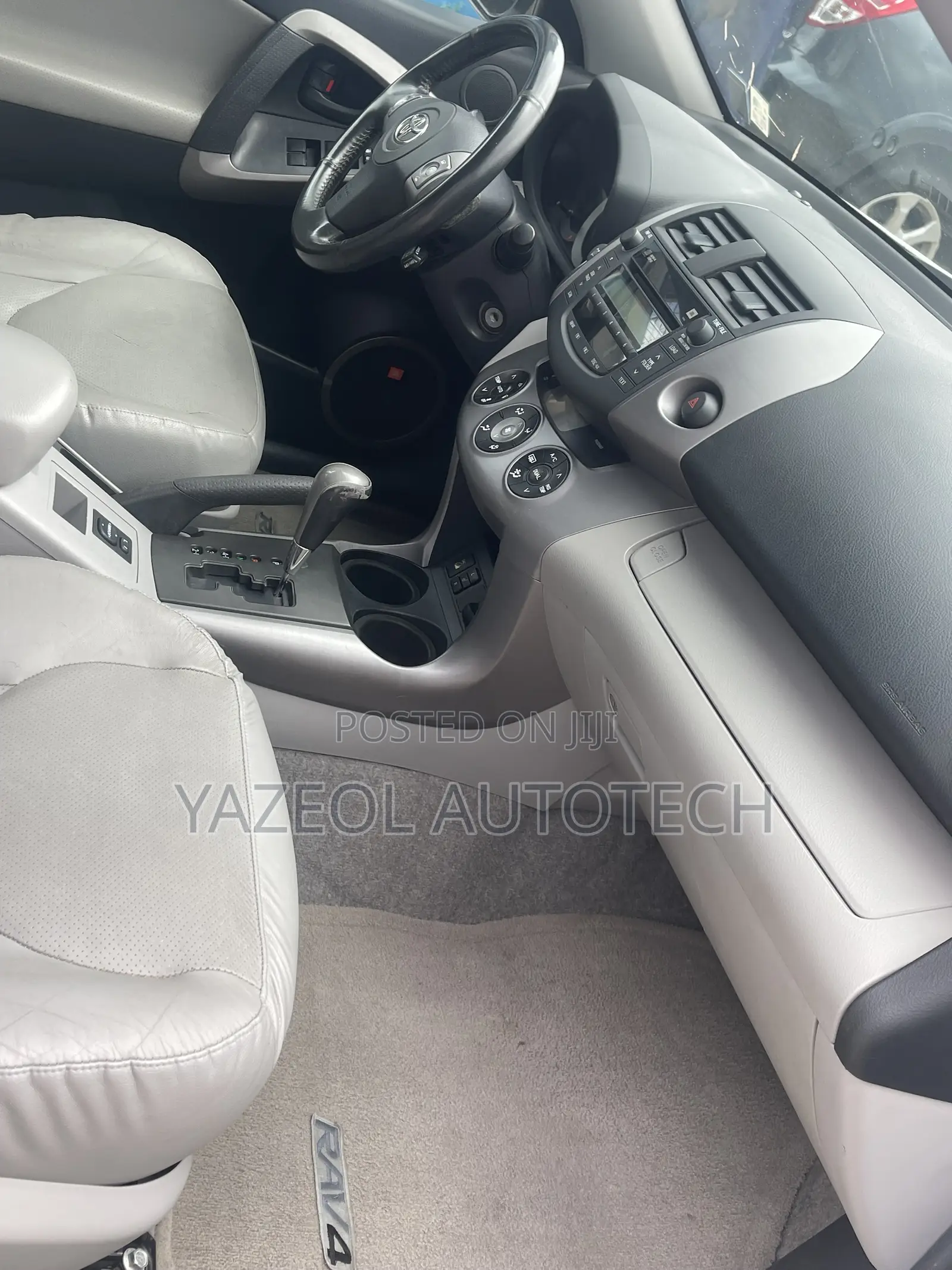 Toyota RAV4 Limited V6 4x4 2007 White