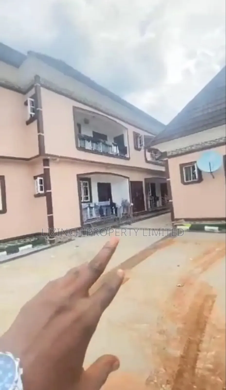2bdrm Block of Flats in Benin City for sale