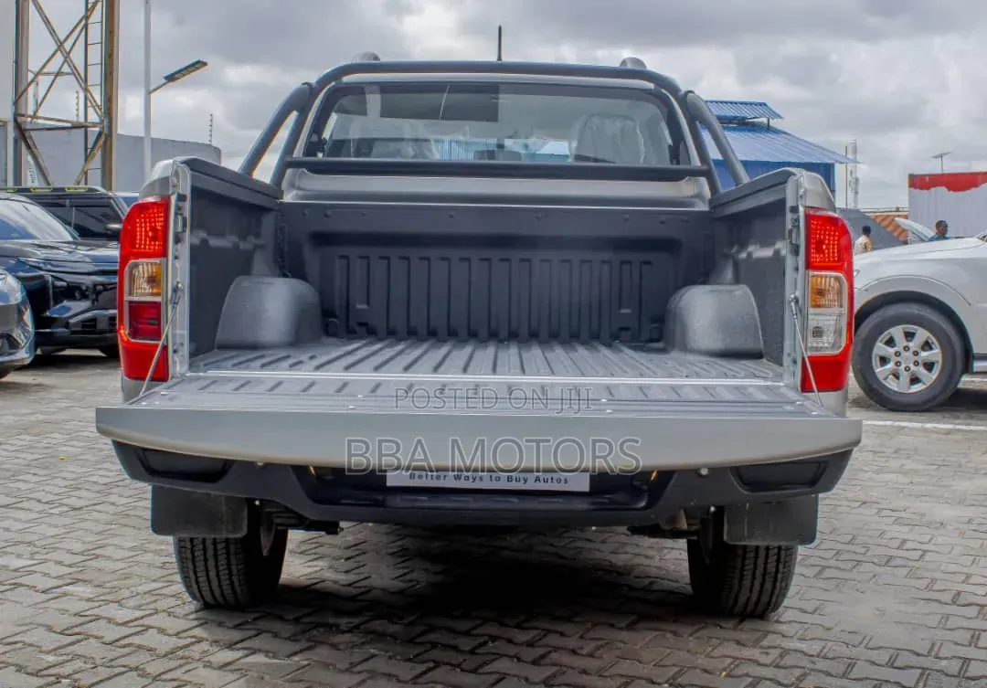 New Dongfeng Rich 6 2025 Silver